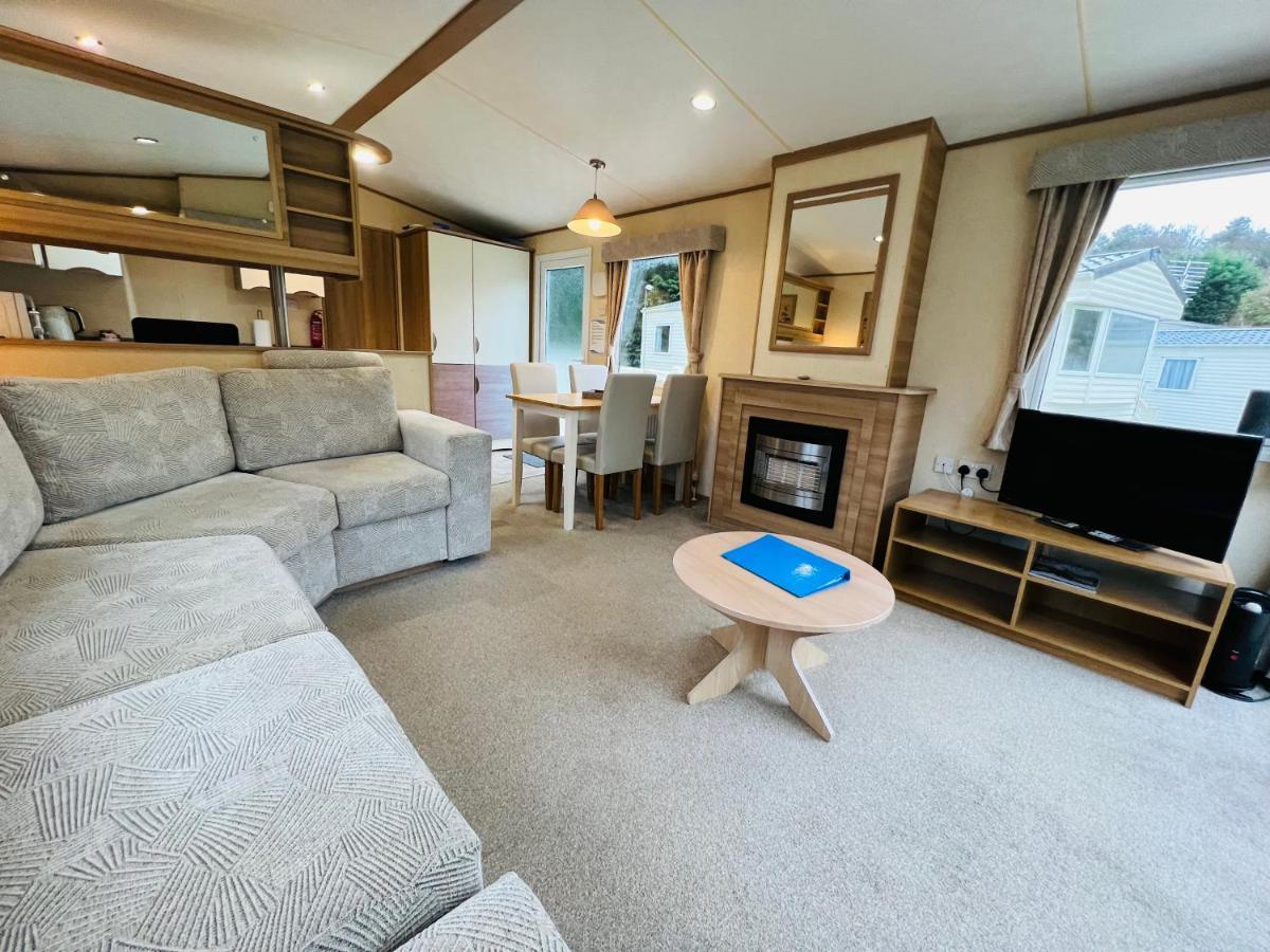 2 Bedroom Caravan Lg13, Shanklin, Isle Of Wight Exterior photo