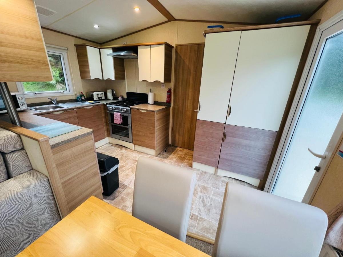 2 Bedroom Caravan Lg13, Shanklin, Isle Of Wight Exterior photo